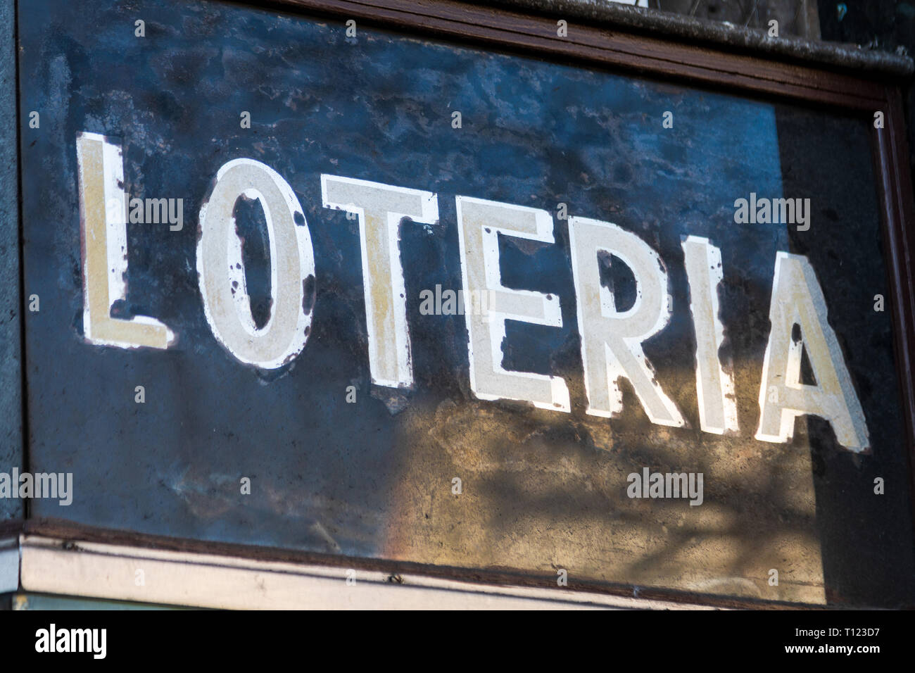 Lotteria poster in lingua spagnola. Antica e tradizionale aspetto. Foto Stock