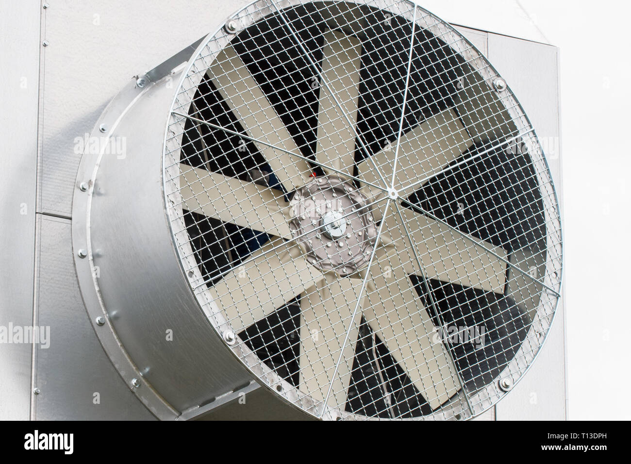 La ventola di ventilazione utilizzando in grano dryer, agricoltura, tecnologia e concetto di ingegneria Foto Stock