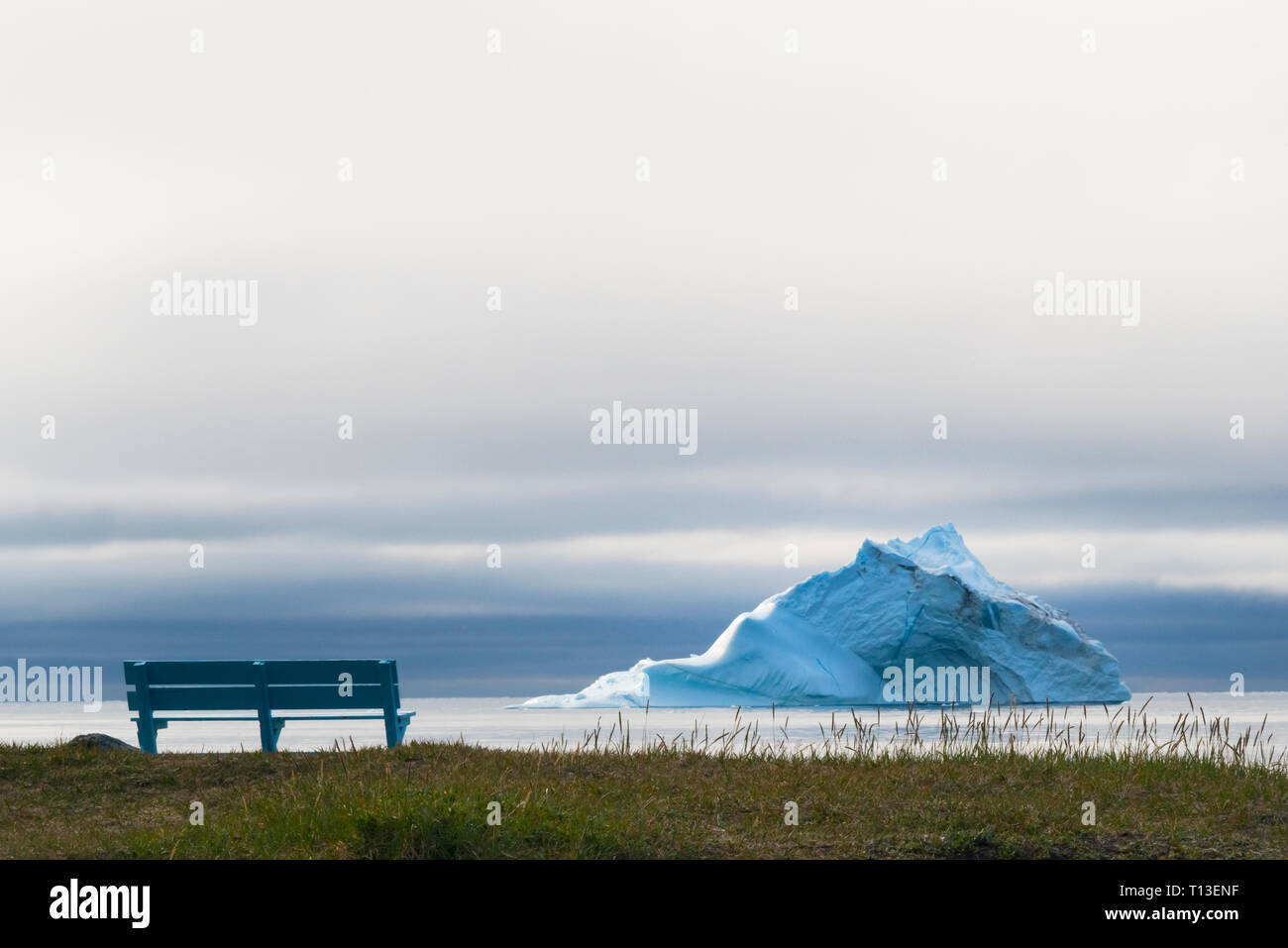 Iceberg galleggianti nel fiordo, Qeqertarsuaq, Groenlandia Foto Stock