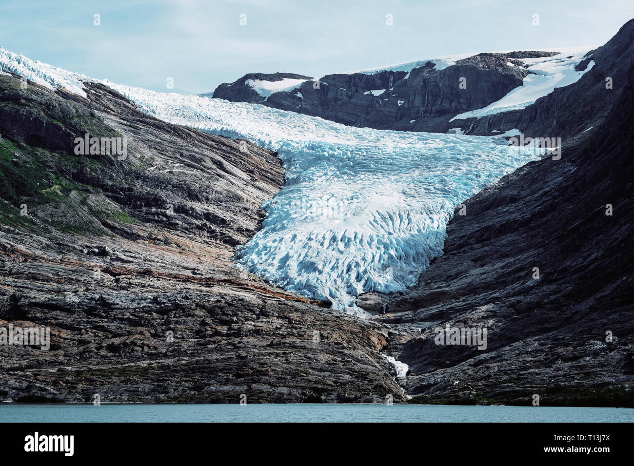 Uscita Engabreen ghiacciaio di Svartisen tappo di ghiaccio nel Saltfjellet-Svartisen National Park Meloy Nordland in Norvegia Foto Stock