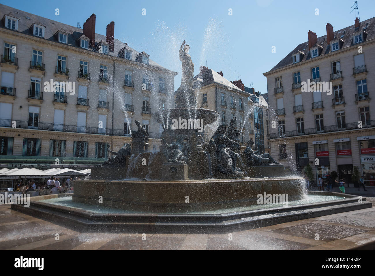 Le Voyage à Nantes, Michel Blazy, Sortie de Fontaine (Ausbruch des Brunnens) Foto Stock
