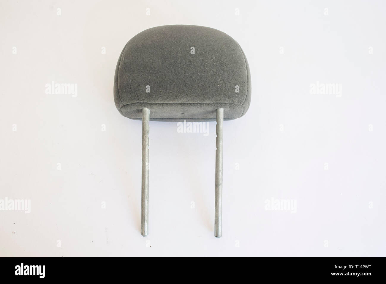 Tessuto auto Appoggia testa da una Ford Galaxy Foto Stock