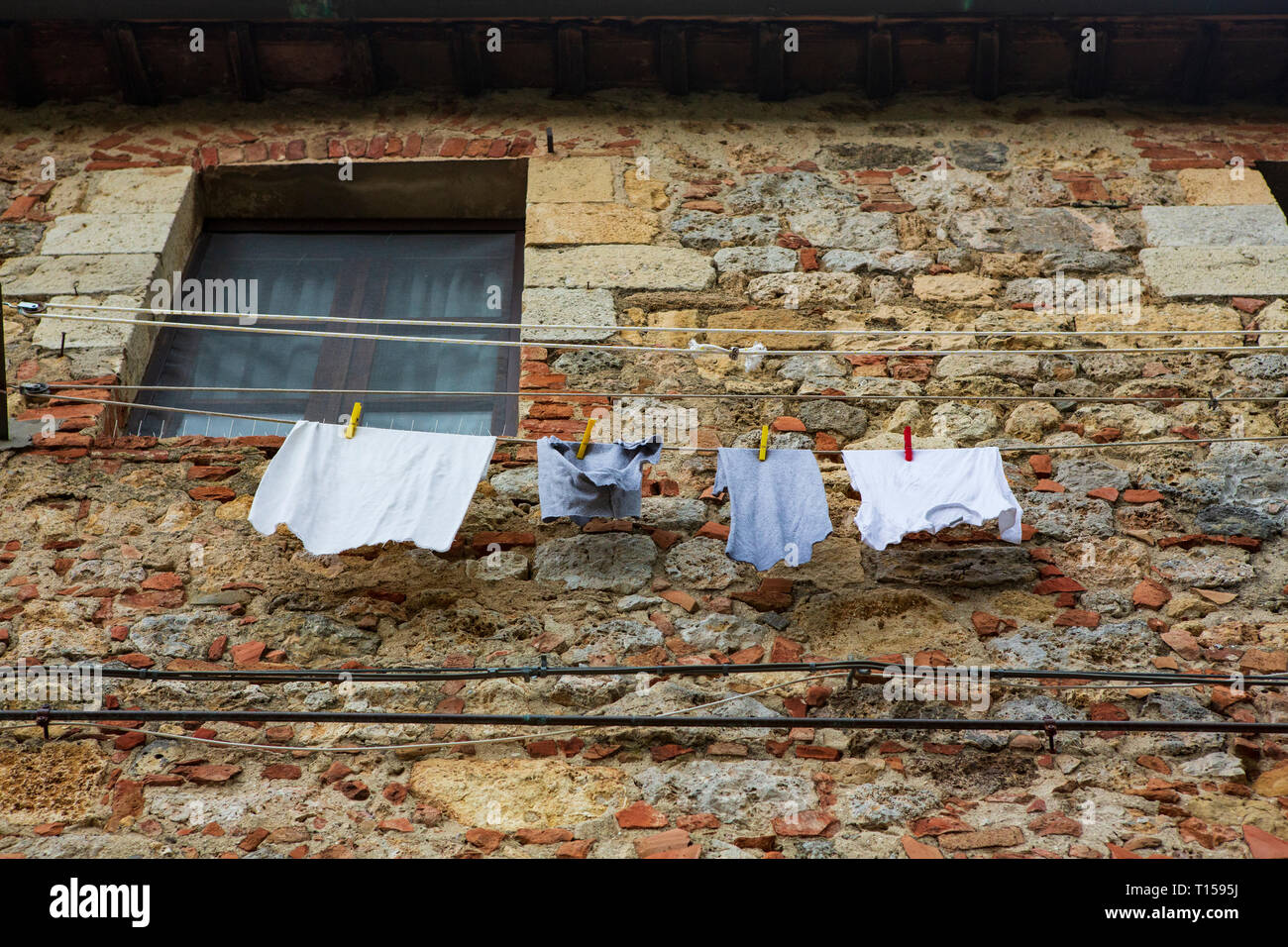 Servizio lavanderia a secco in Siena, Toscana, Italia. Foto Stock