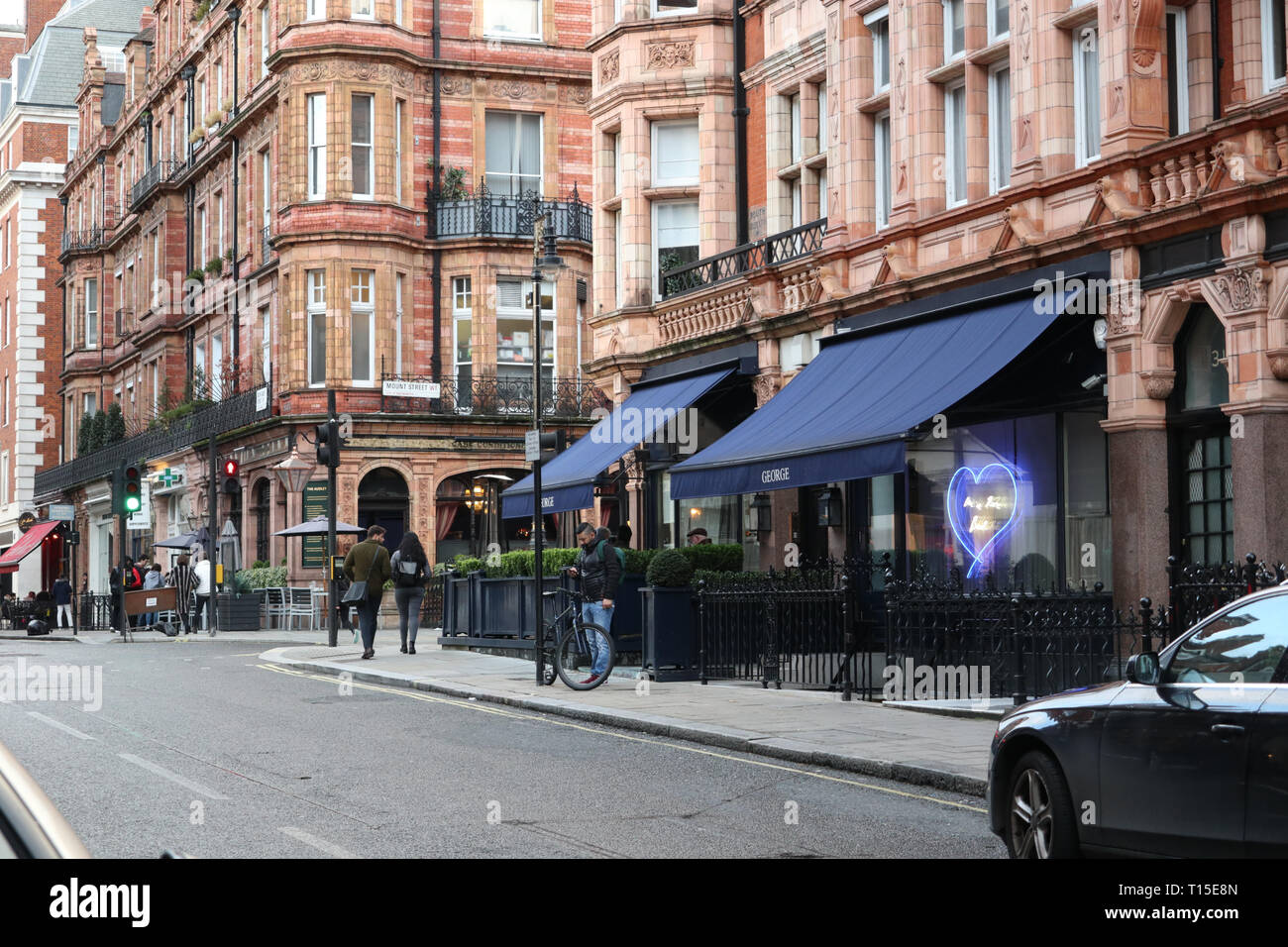 Il ristorante George su South Audley Street, Mayfair, London, England, Regno Unito Foto Stock
