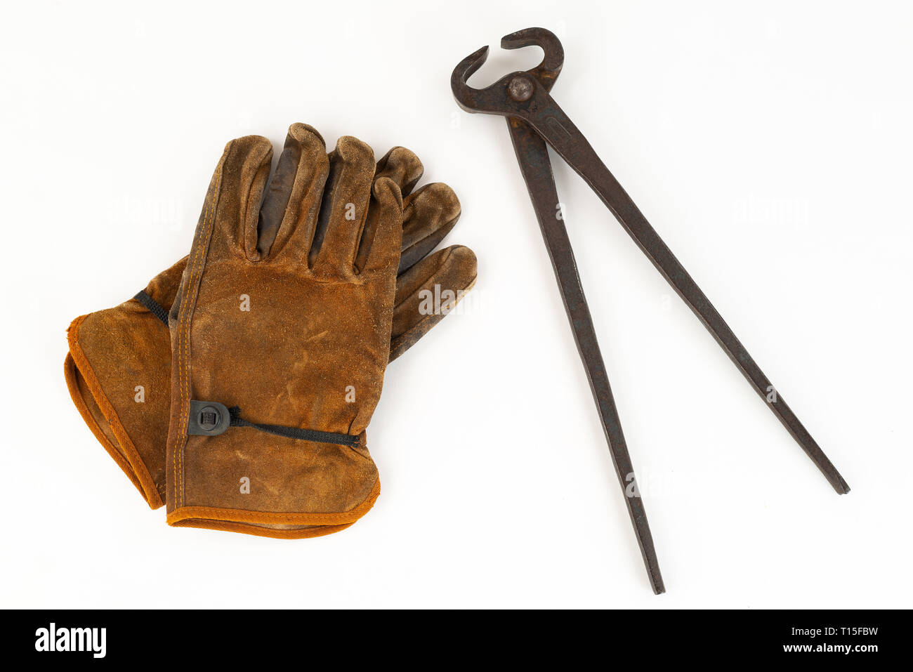Vintage della coppia di pinze di taglio delle pinze e guanti da lavoro Foto Stock