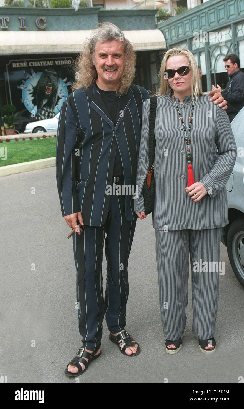 CANNES, FR. Maggio 09, 1997: Billy Connolly & Pamela Stephenson al 1997 Cannes Film Festival. Foto Stock