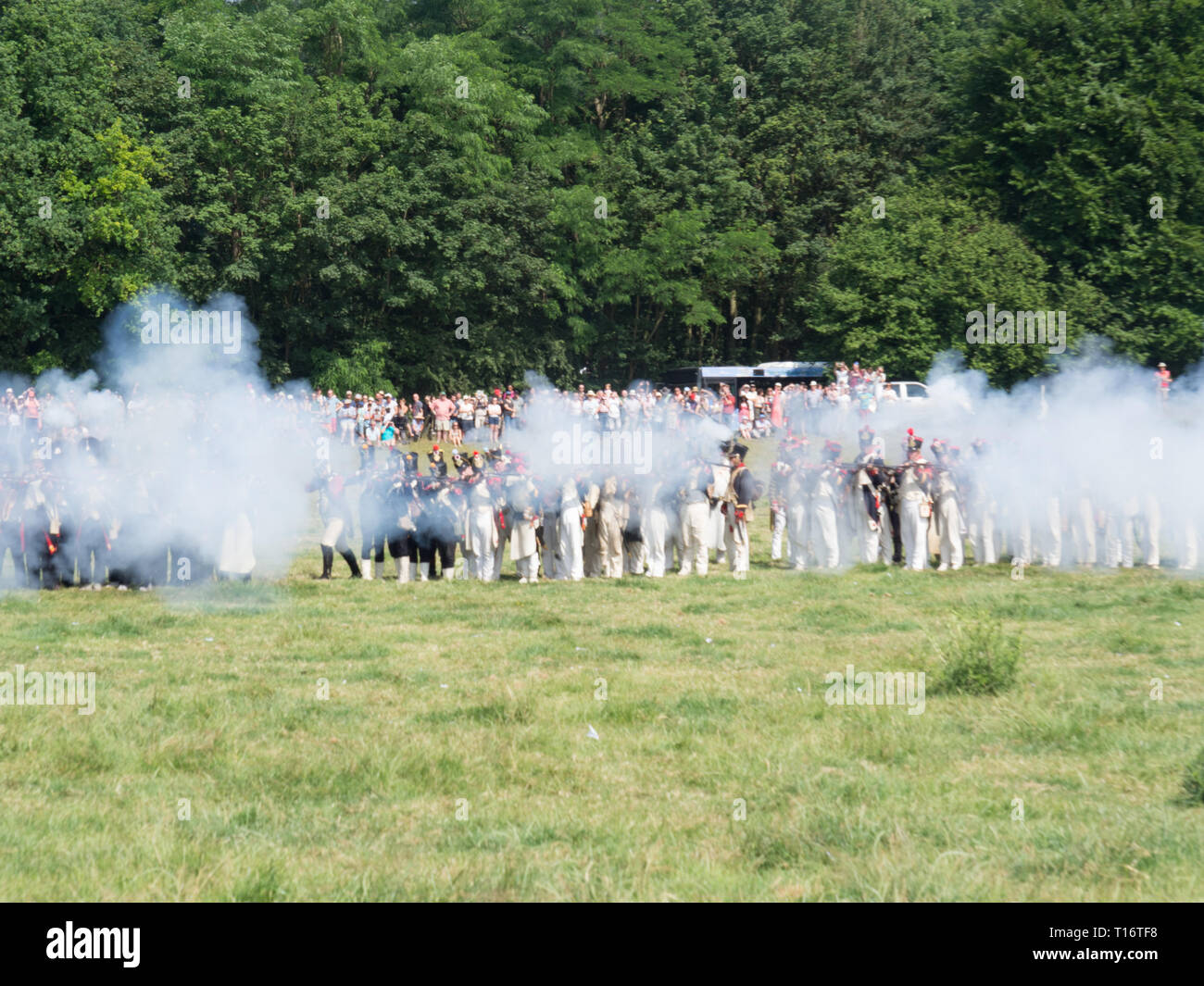 Waterloo, Belgio - 18 Giugno 2017: soldati francesi la cottura Foto Stock