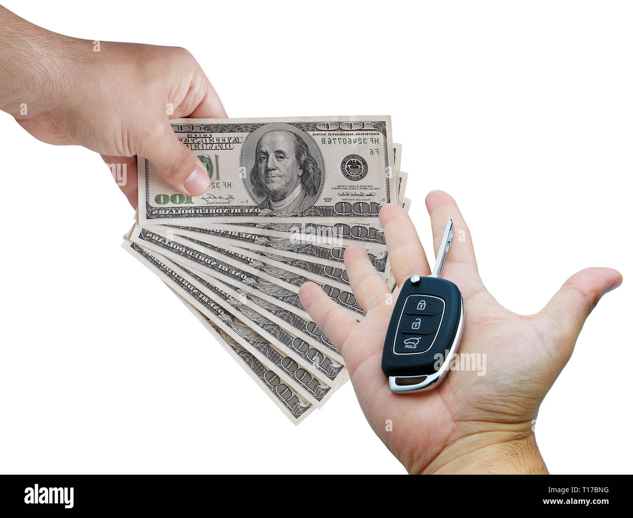 Commercio auto concetto. Mani maschili acquisto e vendita di denaro le fatture del dollaro il tasto auto isolato su bianco Foto Stock