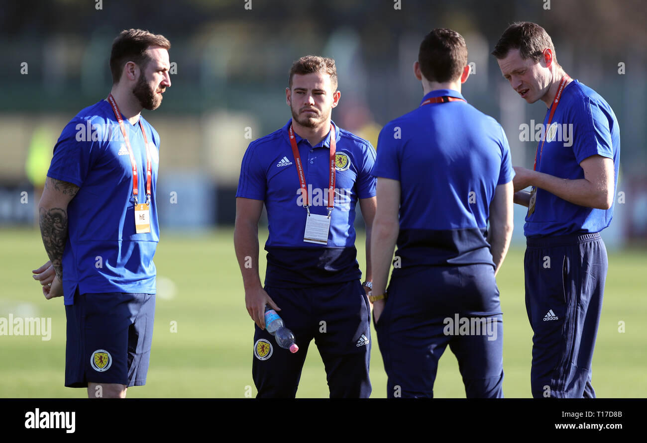 La Scozia è Ryan Fraser (seconda a sinistra) prima di UEFA EURO 2020 QUALIFICA, I Gruppo corrispondono al San Marino Stadium, Serravalle. Foto Stock