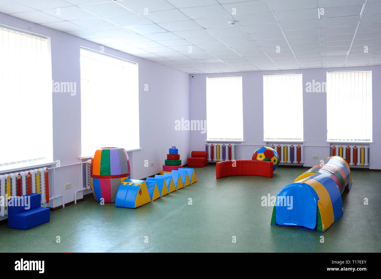 Interno della terapia fisica (riabilitazione) camera per la sindrome di Down bambini: giocattoli e apparecchiature di riabilitazione. Febbraio 12, 2019. A Kiev, Ucraina Foto Stock