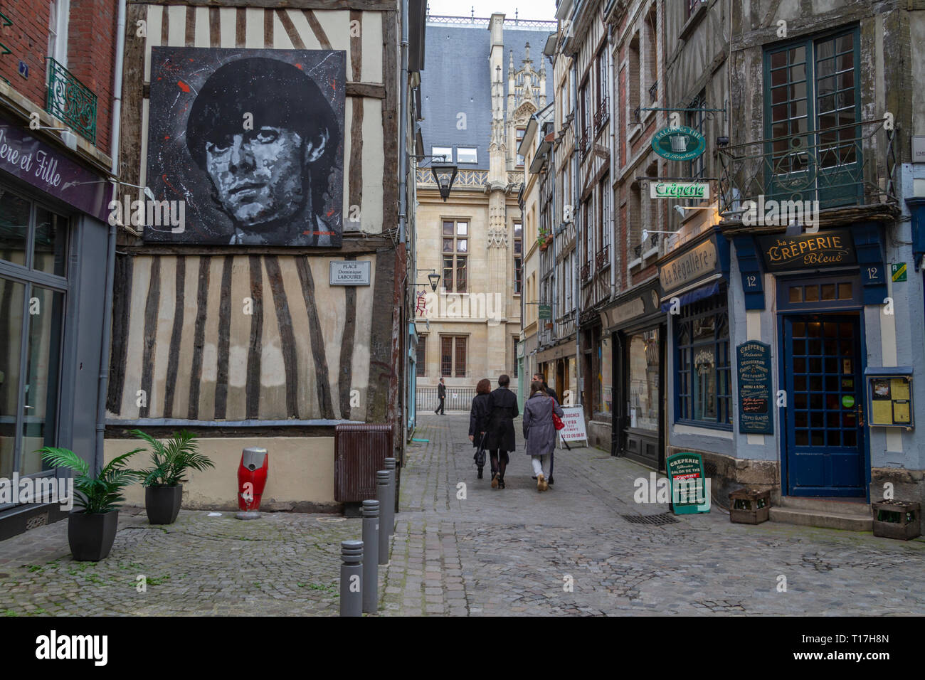 La pittura di al posto di Dominique Laboubee, Rue Emile Verhaeren, in Rouen, Seine-Maritime, Francia. Foto Stock