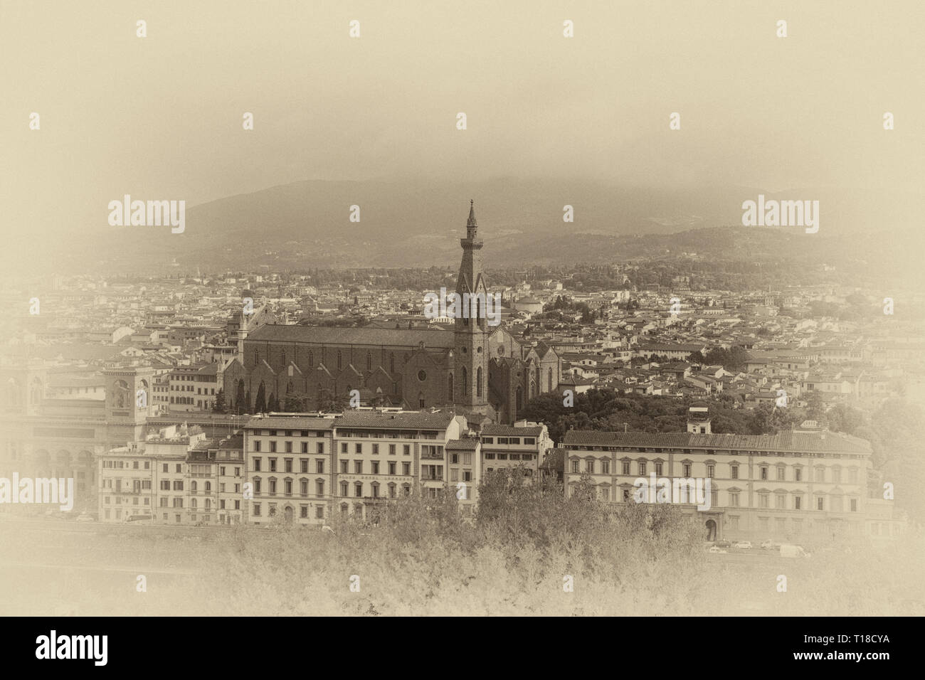 Il campanile della Cappella Pazzi, la Cappella dei Pazzi, una cappella situata nel 'Primo chiostro' sul fianco sud della Basilica di Santa Croce i Foto Stock