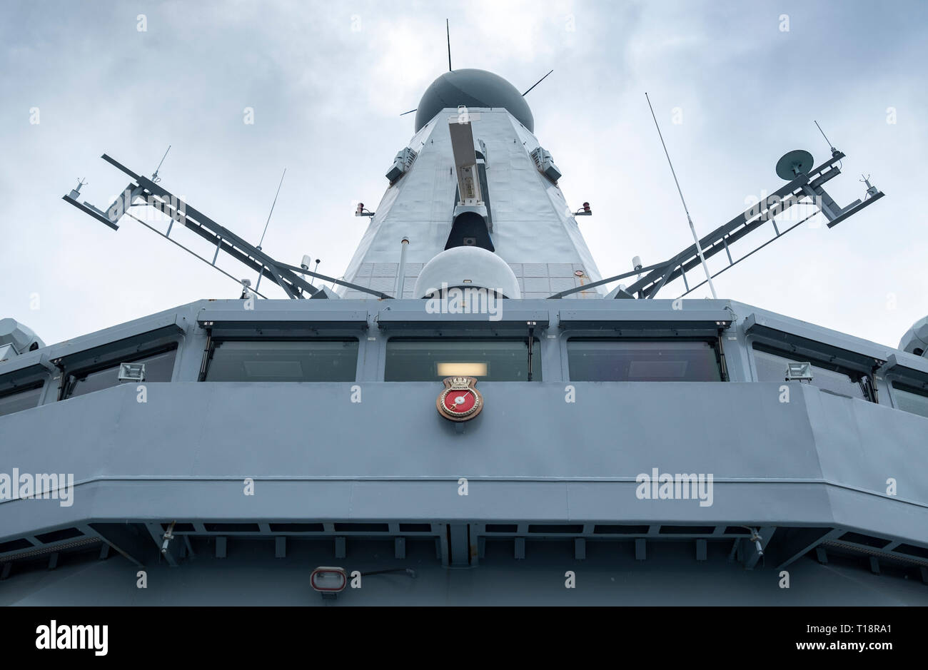 24 marzo, 2109, Glasgow, Scotland, Regno Unito. HMS Defender tipo 45 cacciatorpediniere ormeggiato al dock in Govan durante la visita a Glasgow, Scotland, Regno Unito Foto Stock