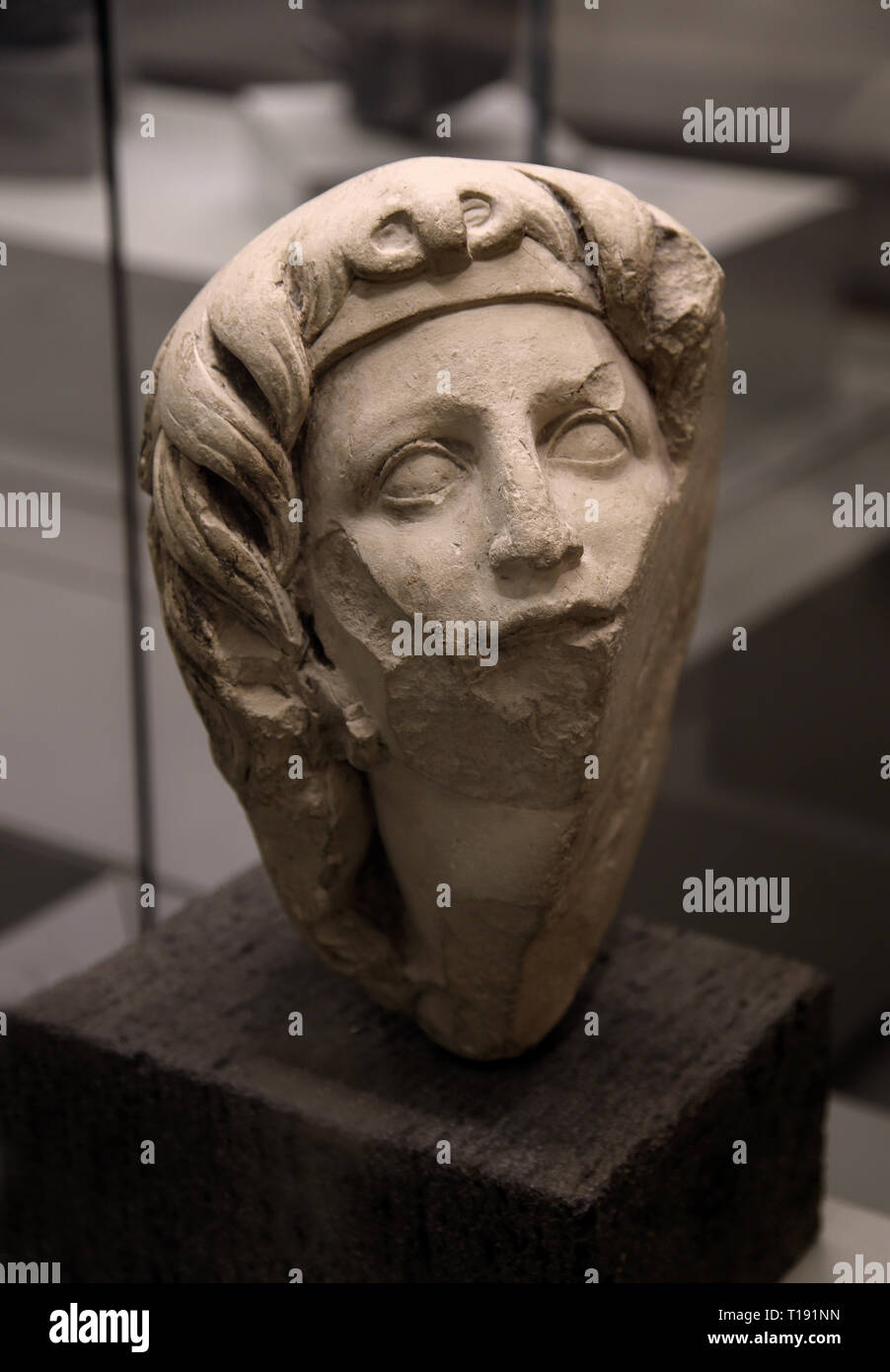 Testa di Alessandro Magno. Ritratto di calcare, Egitto workshop, periodo macedone ( 332-323 A.C. ) Napoli. Foto Stock