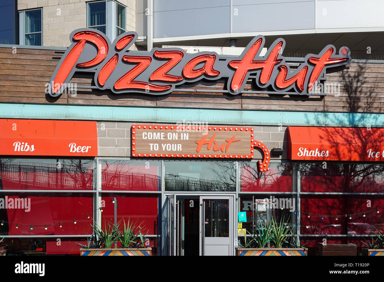 Ristorante Pizza Hut, Londra Inghilterra Regno Unito Regno Unito Foto Stock Ristorante Pizza Hut, Londra Inghilterra Regno Unito Regno Unito Foto Stock