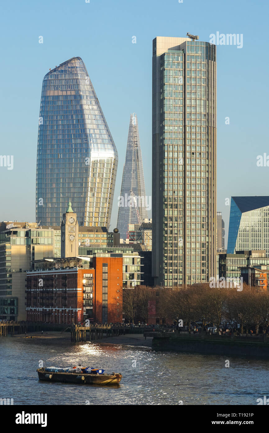 Uno Blackfriars, Shard e South Bank Tower grattacieli, Londra Inghilterra Regno Unito Regno Unito Foto Stock