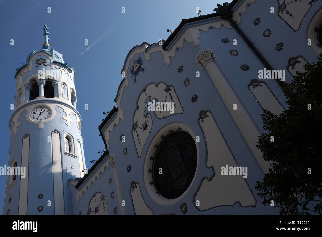 Il Blue chiesa di Santa Elisabetta, Bratislava, Slovacchia Foto Stock