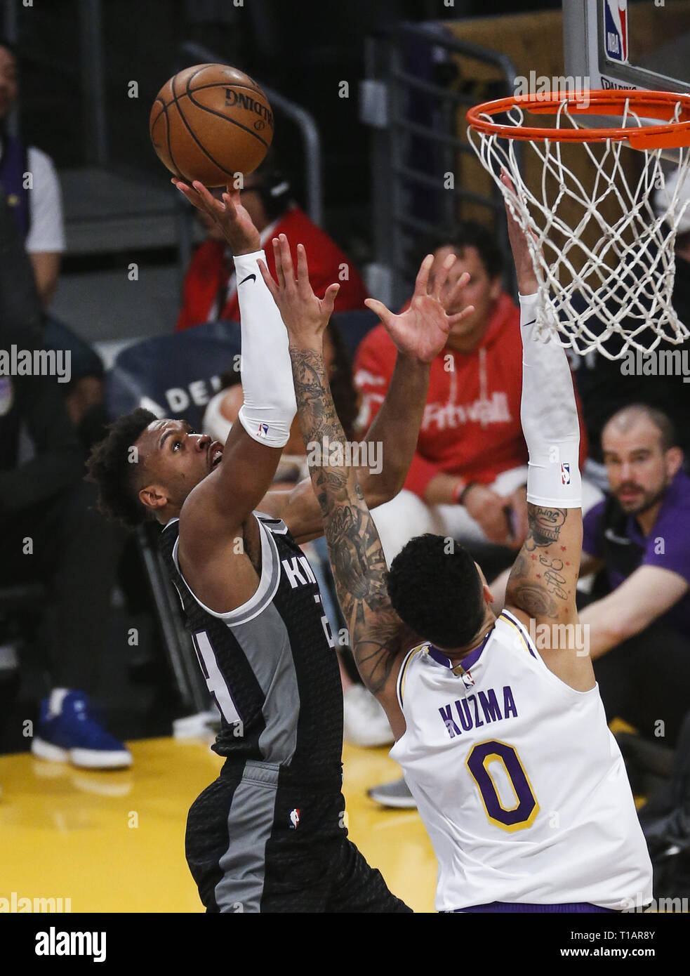 Los Angeles, California, USA. 24 Mar, 2019. Sacramento Kings' Buddy protezione (24) germogli durante un'NBA Basketball gioco tra Los Angeles Lakers e i Sacramento Kings, Domenica, 24 marzo 2019, a Los Angeles. Credito: Ringo Chiu/ZUMA filo/Alamy Live News Foto Stock