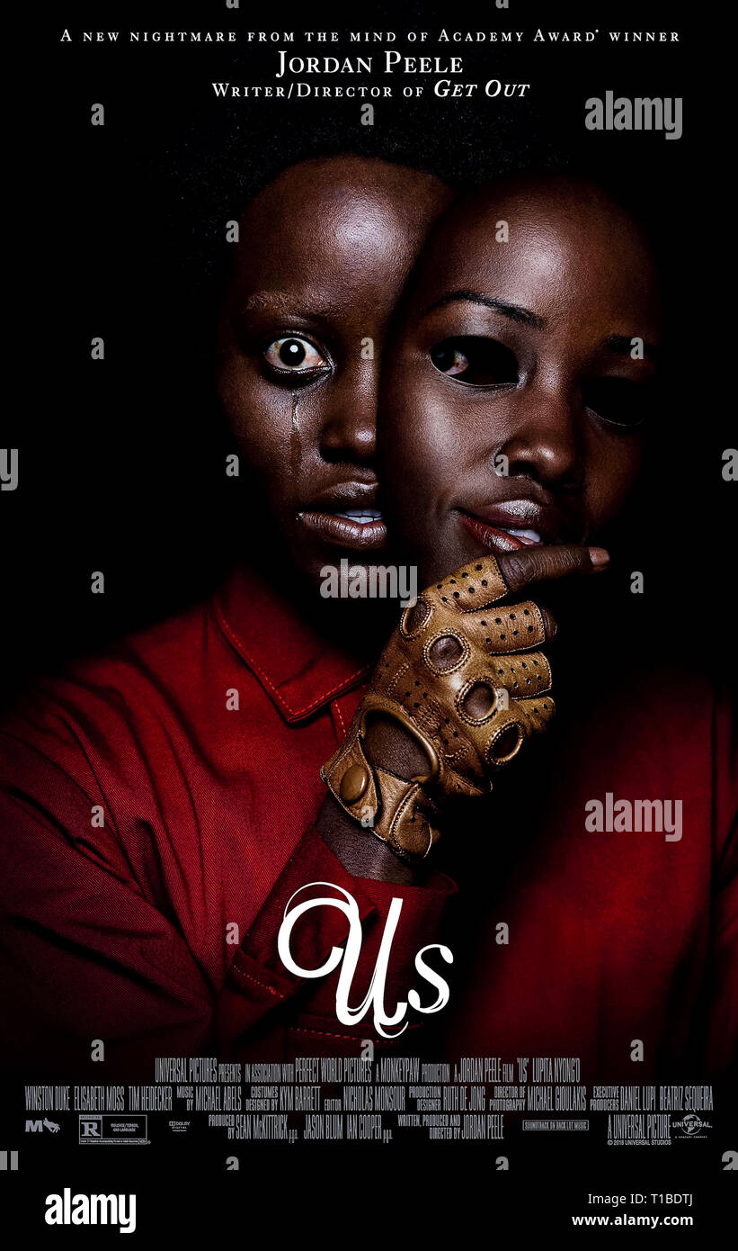 Noi (2019) diretto da Jordan Peele e interpretato da Lupita Nyong'o, Elisabeth Moss e Winston Duca. Doppelgängers terrorizzare una famiglia in vacanza. Foto Stock