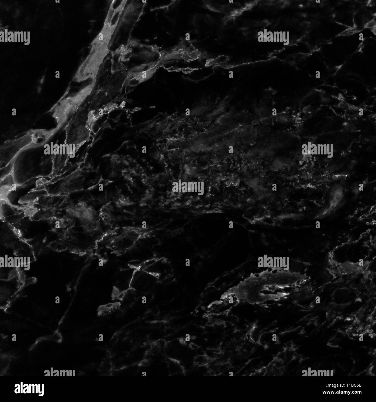 Texture di marmo sul marmo nero la superficie della piastrella, closeup foto sul marmo nero superficie di piastrelle sul pavimento in marmo presentano una texture di marmo in una piastrella, nero b Foto Stock