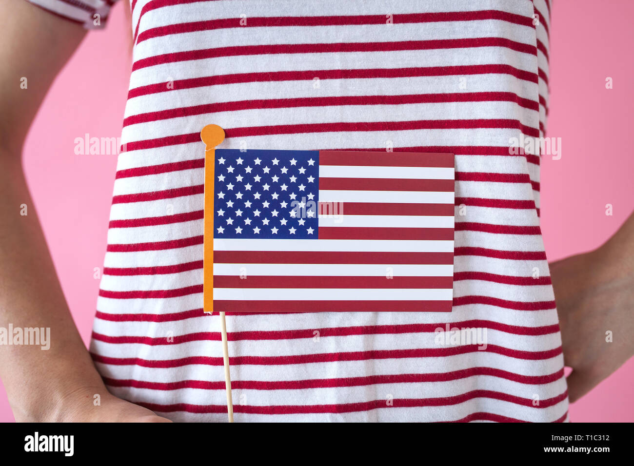 Un concetto di apprendimento della lingua americana o di immigrazione o di lavoro e di viaggio. Foto Stock