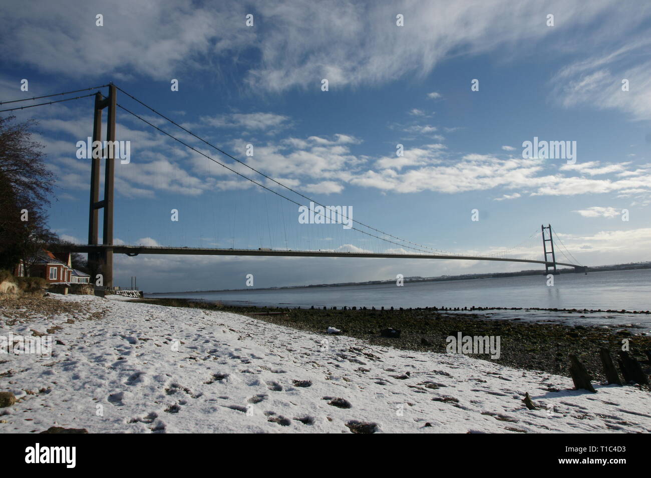 Neve in Humber Bridge Foto Stock