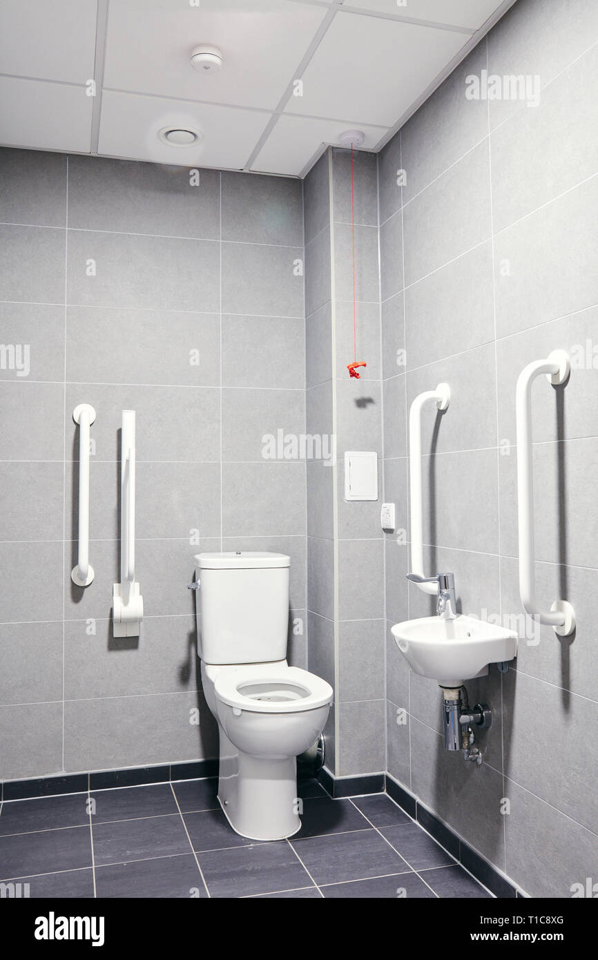 Bagno per disabili Foto Stock