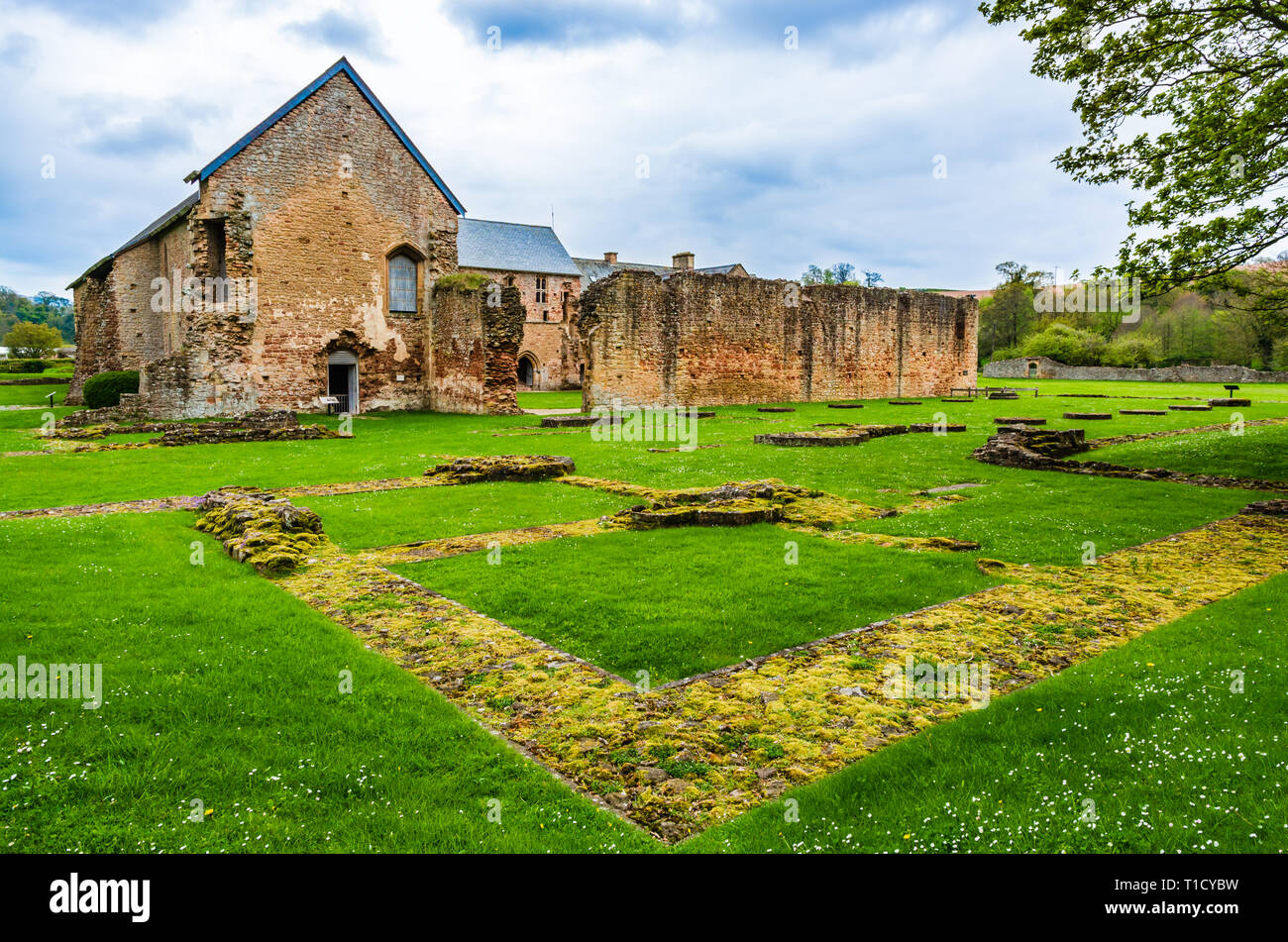 Washford, Somerset, Inghilterra: Rovine di Cleeve Abbey fondata nel tardo XII secolo come una casa per i monaci dell'austero ordine cistercense, uno dei migliori Foto Stock