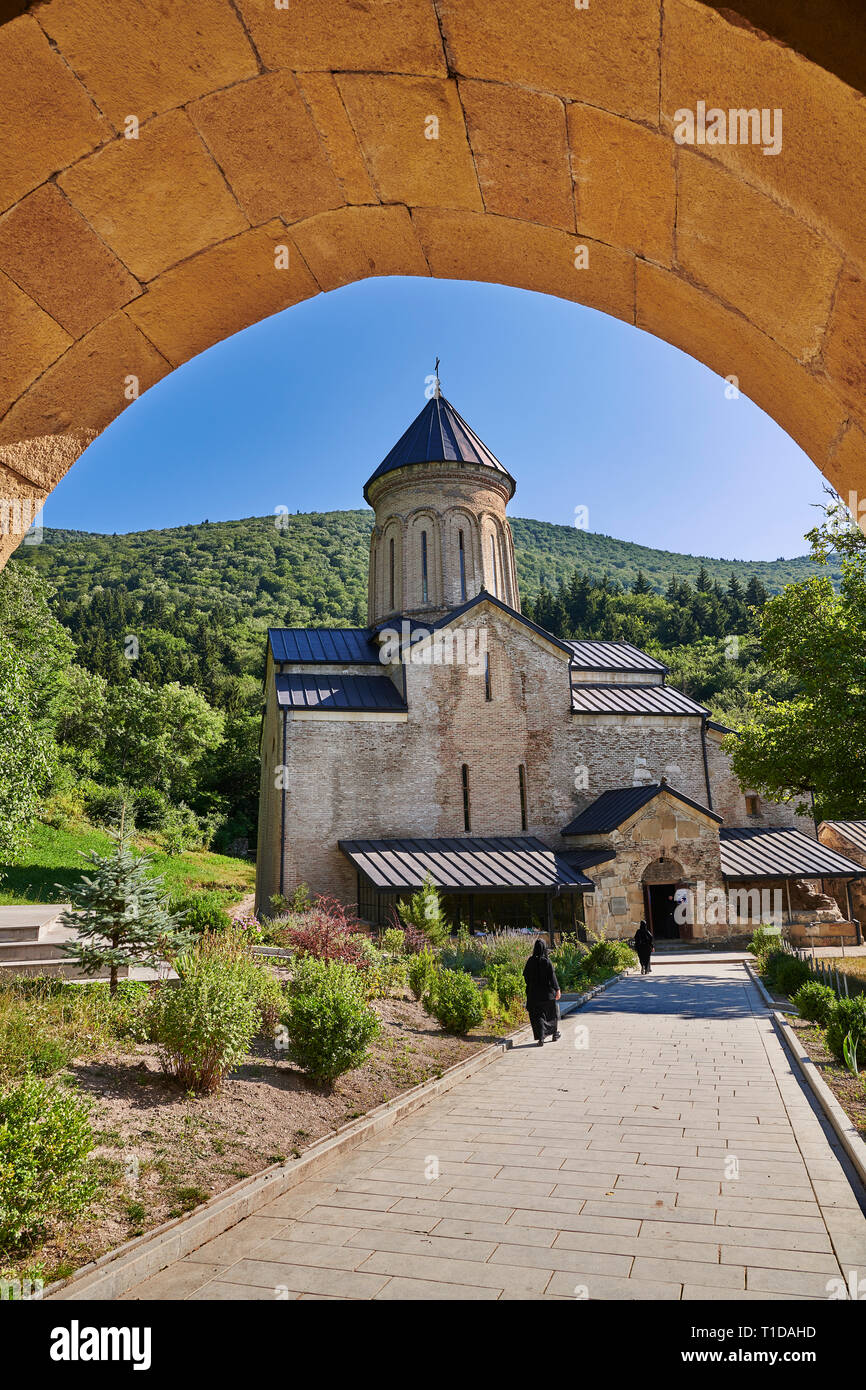 Foto e immagini di La chiesa di San Nicola nel centro storico medievale monastero Kintsvisi Ortodossa Georgiana Monastero Complesso Shida Kartli Regione, Georg Foto Stock