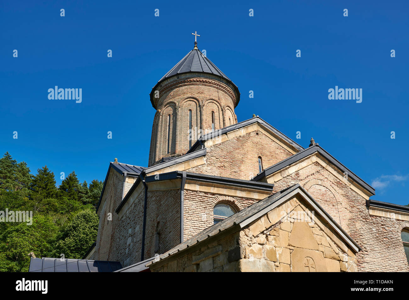 Foto e immagini di La chiesa di San Nicola nel centro storico medievale monastero Kintsvisi Ortodossa Georgiana Monastero Complesso Shida Kartli Regione, Georg Foto Stock
