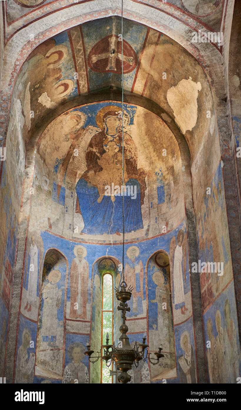 Le foto e le immagini della storica affreschi della chiesa di St Nicholas interni nel medievale monastero Kintsvisi Ortodossa Georgiana monastero complesso S Foto Stock