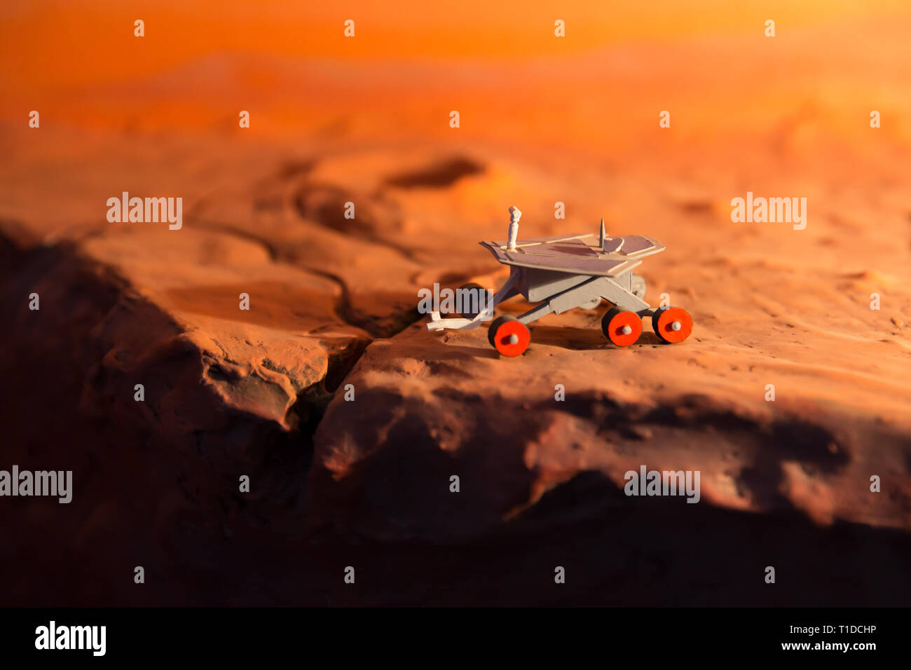 BAIKONUR - una miniatura Mars Rover in mostra presso il museo dello spazio. Foto Stock