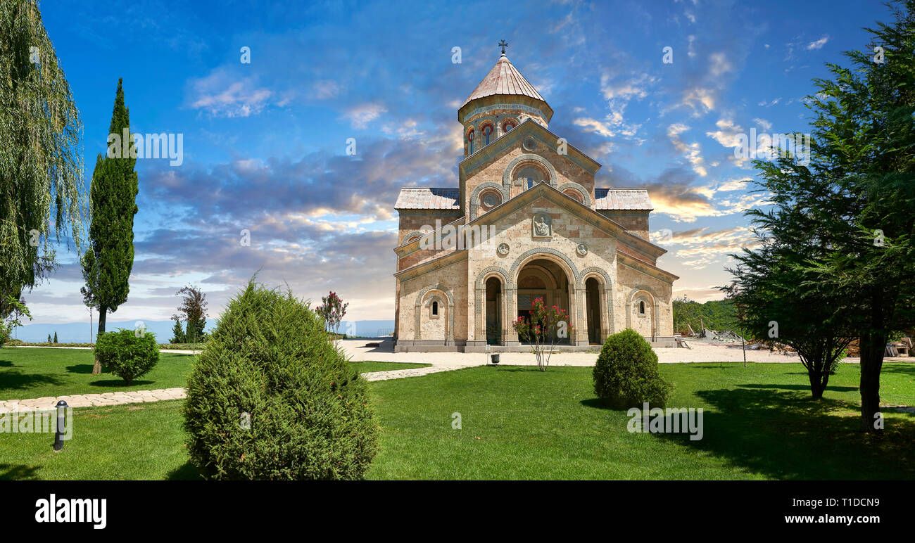 Foto e immagini di Georgian stile classica chiesa al monastero di santa Nino in Bodbe, una Ortodossa Georgiana complesso monastico e la sede del B Foto Stock