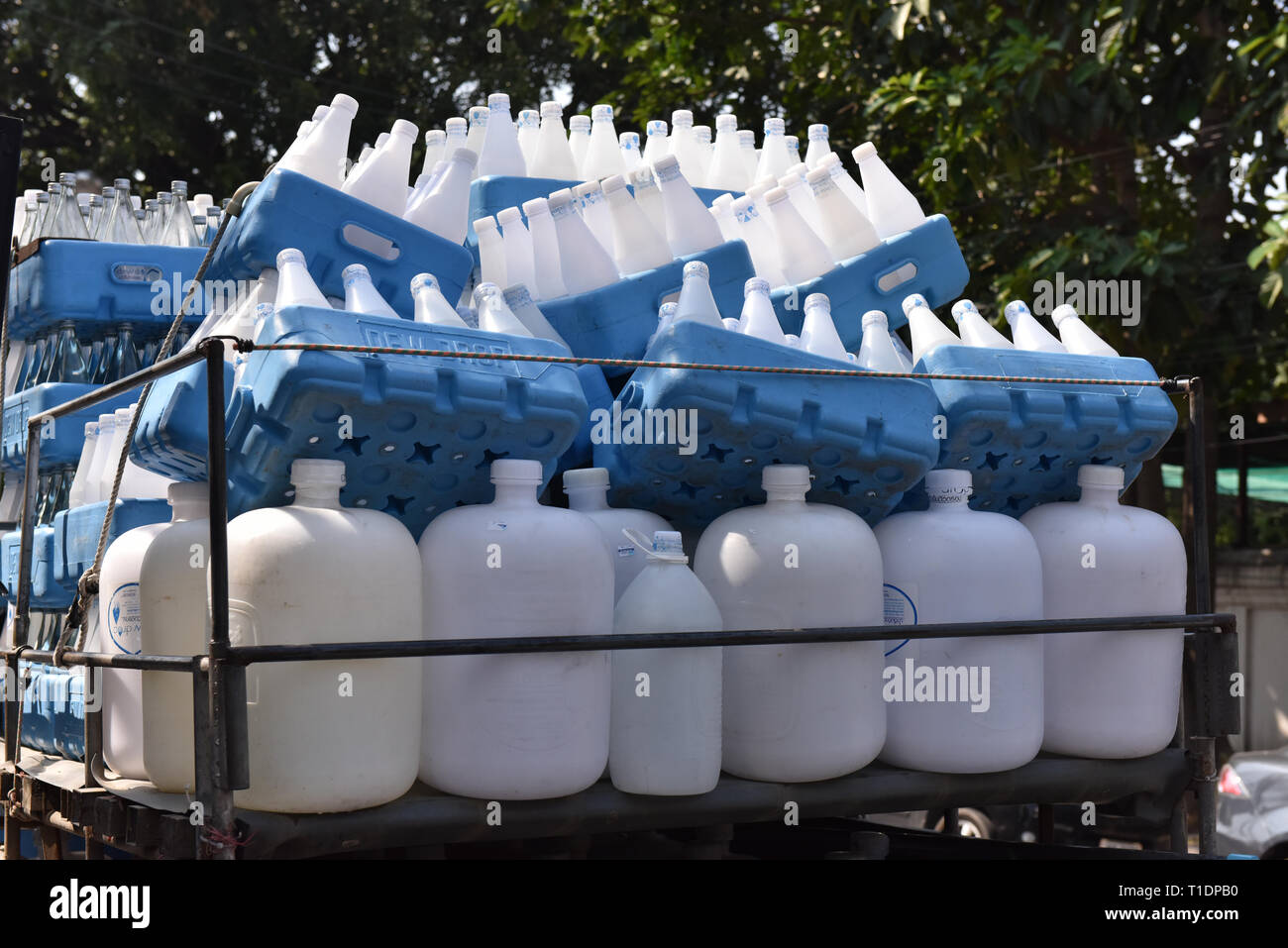 Le bottiglie di plastica in caso di riutilizzo di Chiang Mai Foto Stock