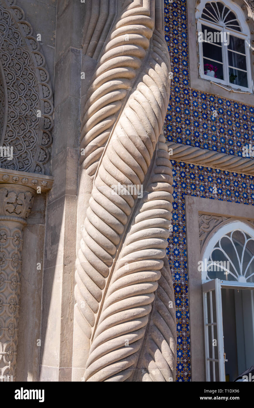 Pena Palace. Il palazzo è un sito Patrimonio Mondiale dell'UNESCO e una delle sette meraviglie del Portogallo. Sintra, Portogallo Foto Stock