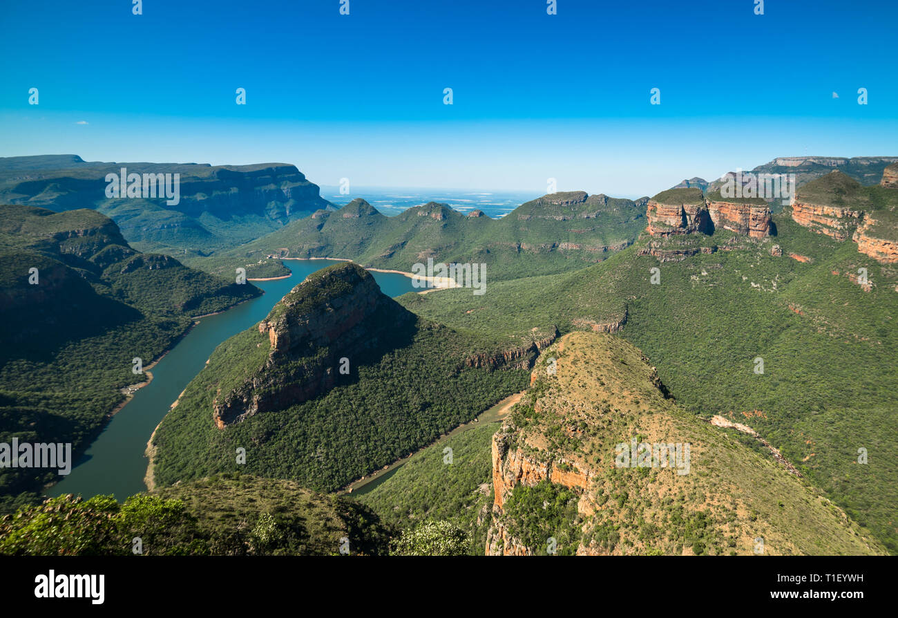 Blyde River Canyon dalle tre Rondavels viewpoint - Mpumalanga in Sudafrica. Foto Stock