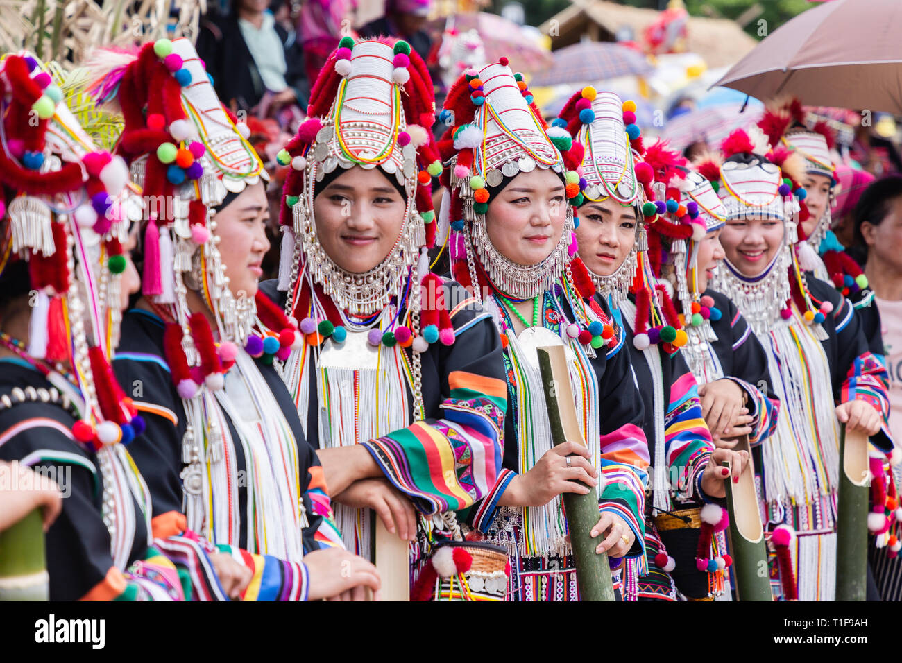 Bellissima giovane donna asiatica Akha tribù Akha Swing Festival. Foto Stock