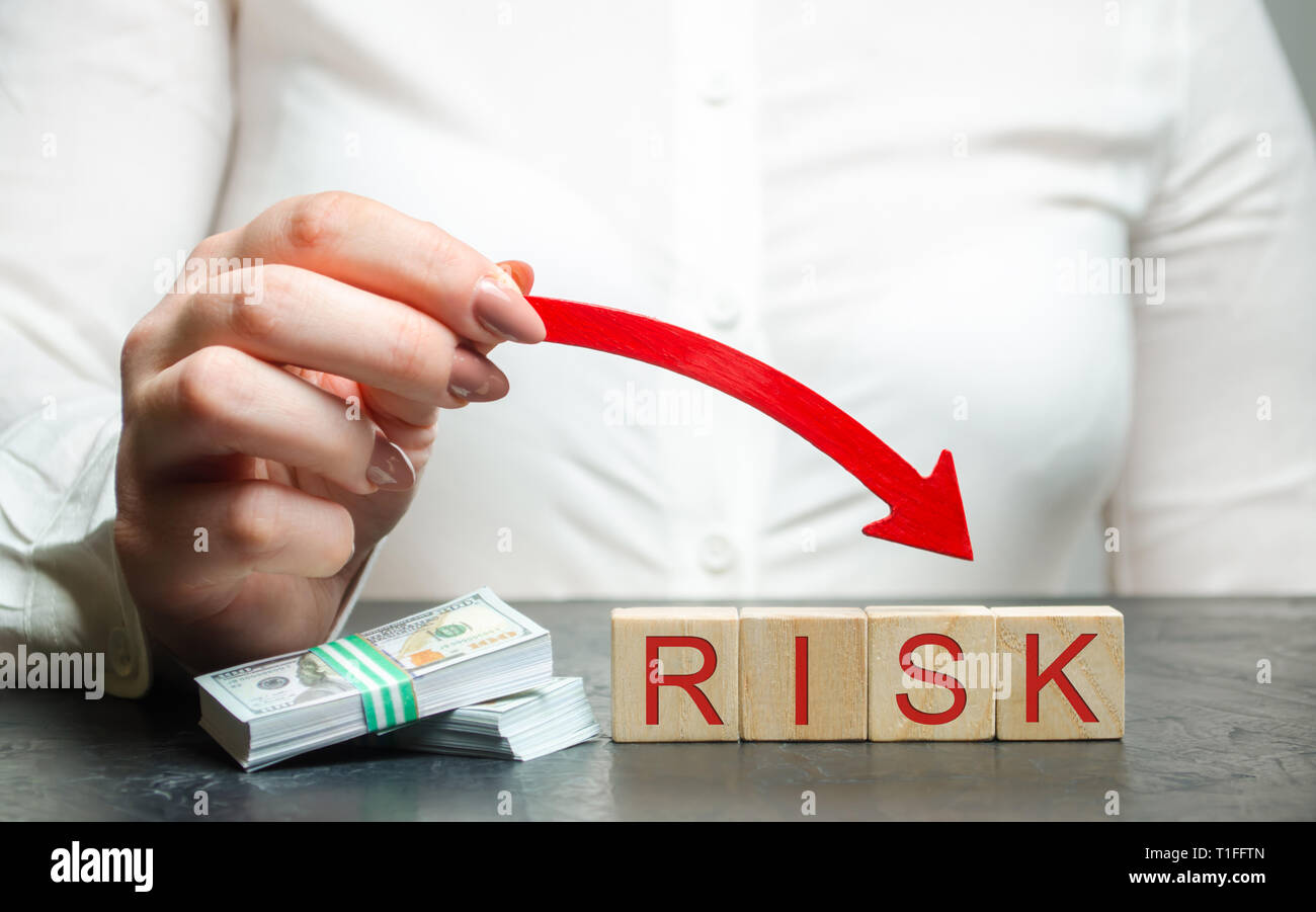 Un ridotto rischio finanziario per gli investimenti e il capitale. Protezione dei fondi di investimento e di beni. Assicurazione dei depositi. La ristrutturazione del debito e la prevenzione dei rischi Foto Stock