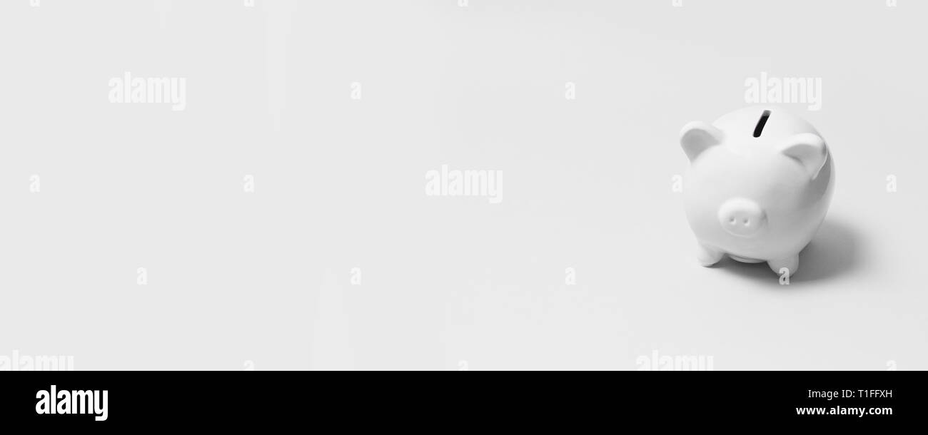 Carino salvadanaio su sfondo, vista dall'alto Foto Stock