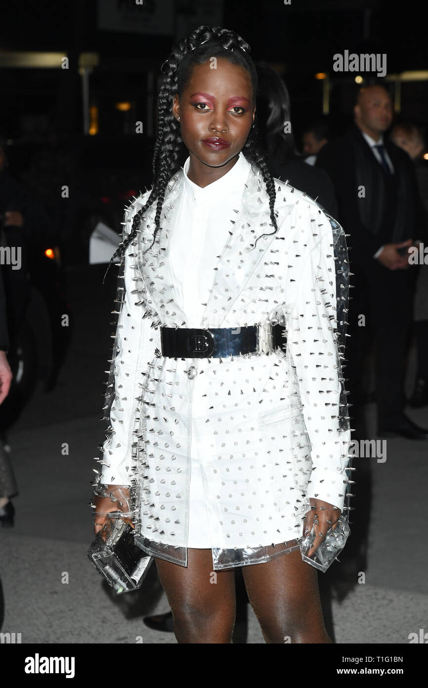 Lupita Nyong'o assiste il "noi" New York Premiere presso il Museo di Arte Moderna di Marzo 19, 2019 a New York City. Foto Stock