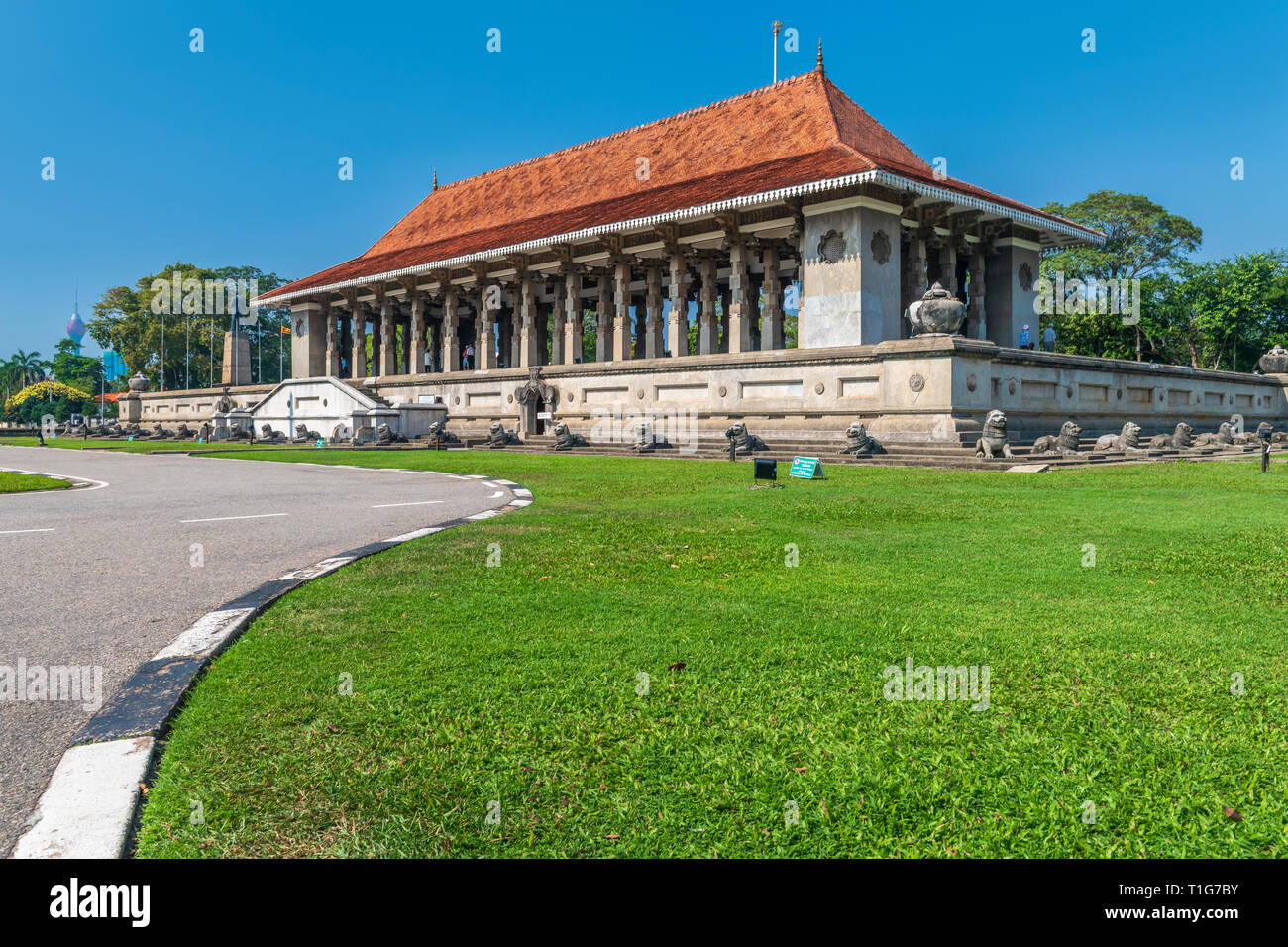 L'indipendenza Memorial Hall è un monumento nazionale situato nel cuore di giardini di cannella in Colombo, Sri Lanka. Foto Stock