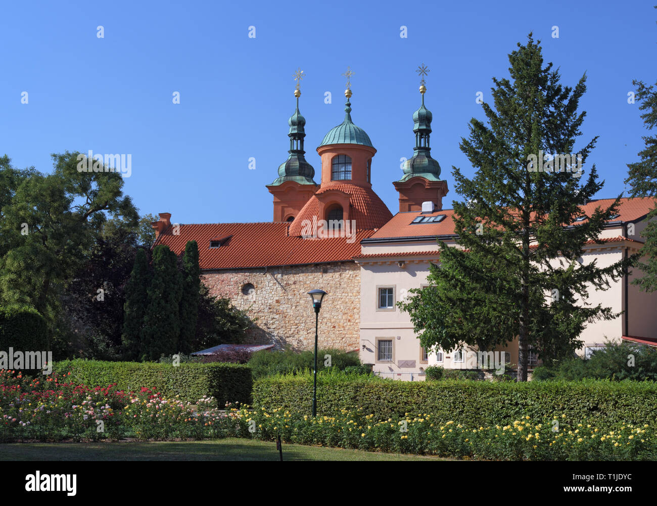 Praga: Chiesa di San Lorenzo sulla collina di Petřín Foto Stock