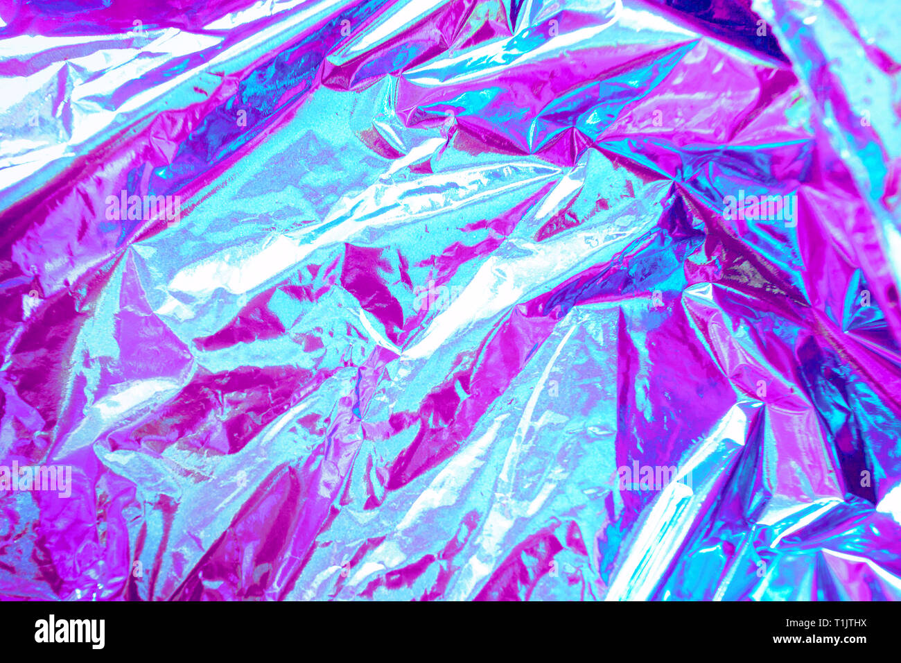 Abstract moderno luminoso colorato sfondo olografica in 80s stile. Synthwave. Vaporwave stile. Retrowave, retro del futurismo, webpunk Foto Stock