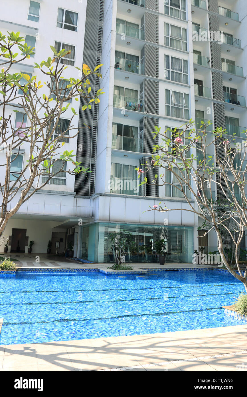 Alto e moderno appartamento condominio con piscina a Kuala Lumpur in Malesia Foto Stock