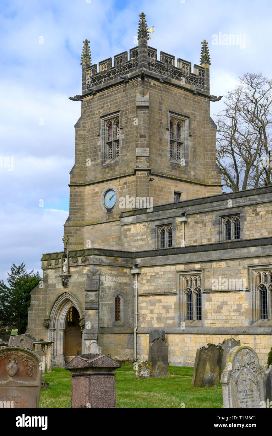 Chiesa Parrocchiale di tutti i santi, Church Lane, Slingsby, Ryedale, North Yorkshire, Inghilterra, Regno Unito Foto Stock
