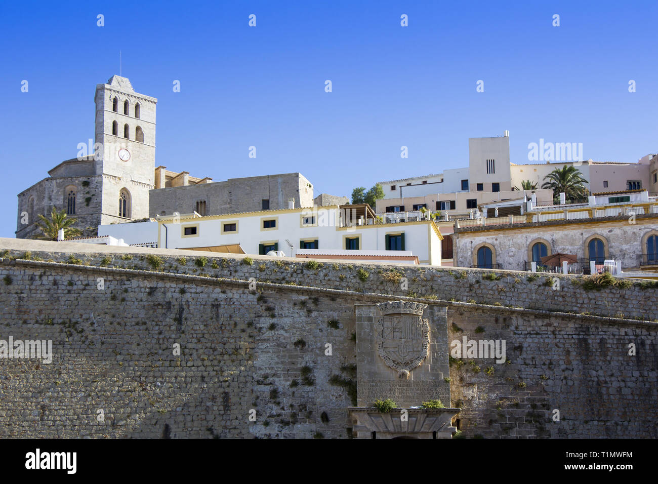 Ibiza città di Eivissa con la cattedrale e la città vecchia, nelle Isole Baleari Foto Stock