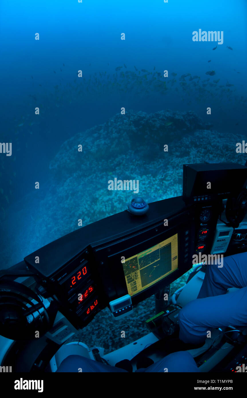 Deep sea adventure, viaggio sub con submarin 'DeepSee', Cocos Island, Costa Rica Foto Stock