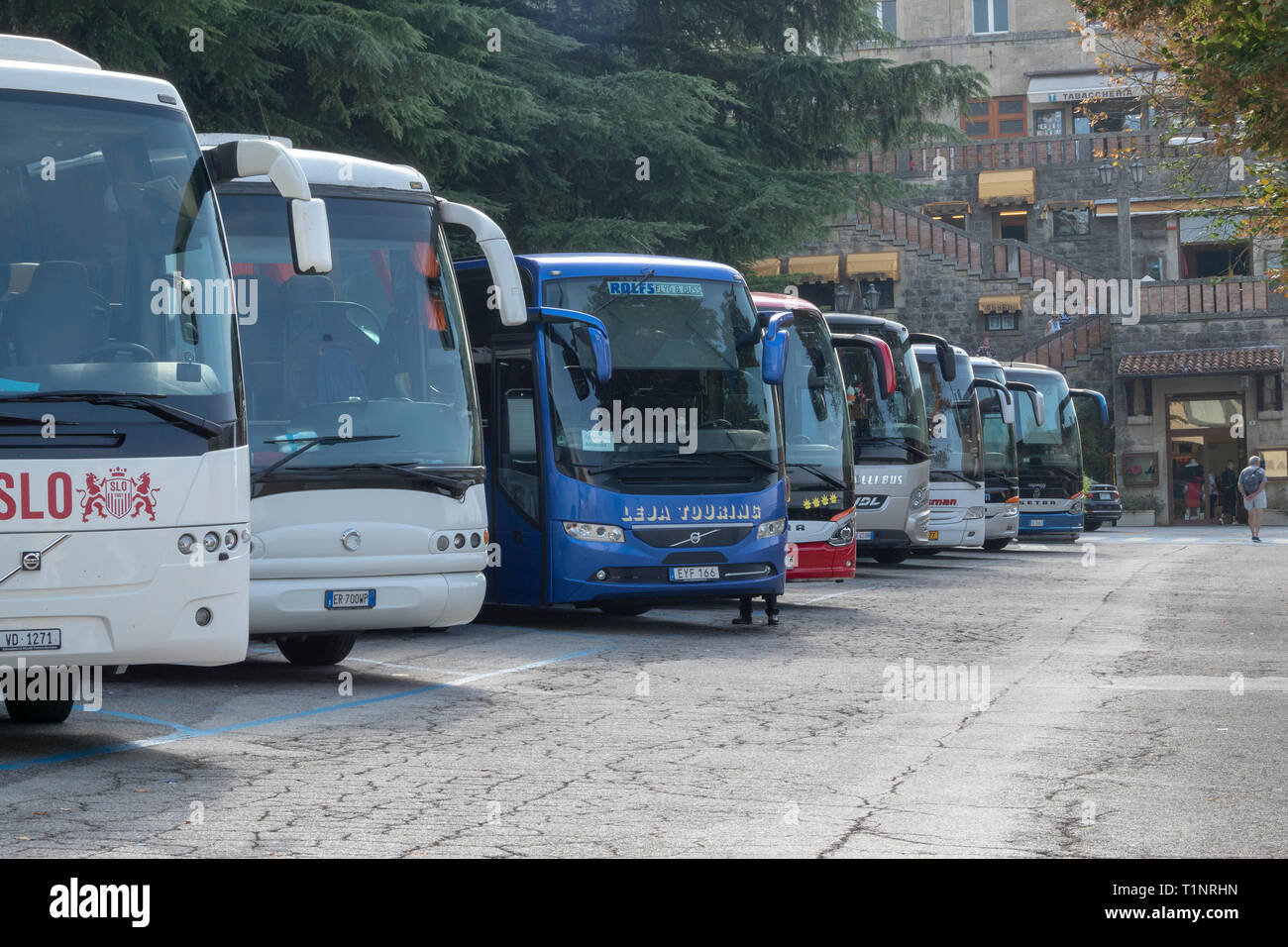 Parcheggio Bus Turistici San Marino ufficialmente la Repubblica di San Marino, Italia Foto Stock