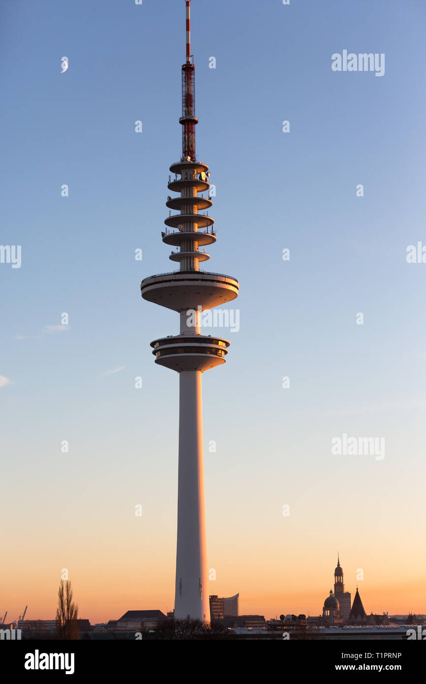 La torre della tv in Amburgo Foto Stock