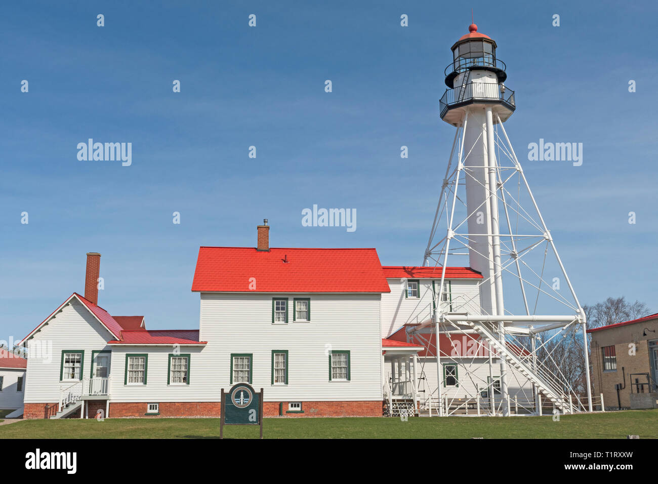 Faro storico su coregoni punto sul Lago Superiore nel Michigan superiore Foto Stock